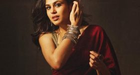 Faria Abdullah :  రెడ్ శారీలో మనసు దోచుకుంటున్న ఫరియా.. మైండ్ బ్లాక్ అవ్వాల్సిందే...