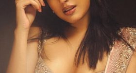 Faria Abdullah : అందాలతో పిచ్చెక్కిస్తున్న చిట్టి.. పిల్లలు కళ్లు మూసుకోండమ్మా..!