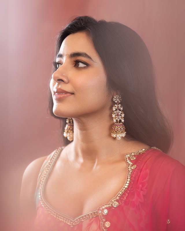 Shivani Nagaram photo Gallery