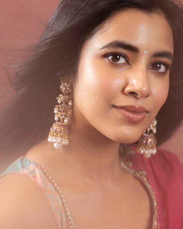 Shivani Nagaram photo Gallery