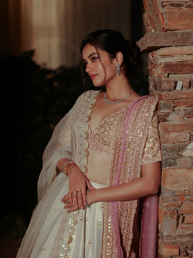 Bhagyasri Borse photo Gallery