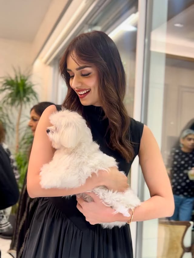 Manushi Chiller Photo Gallery