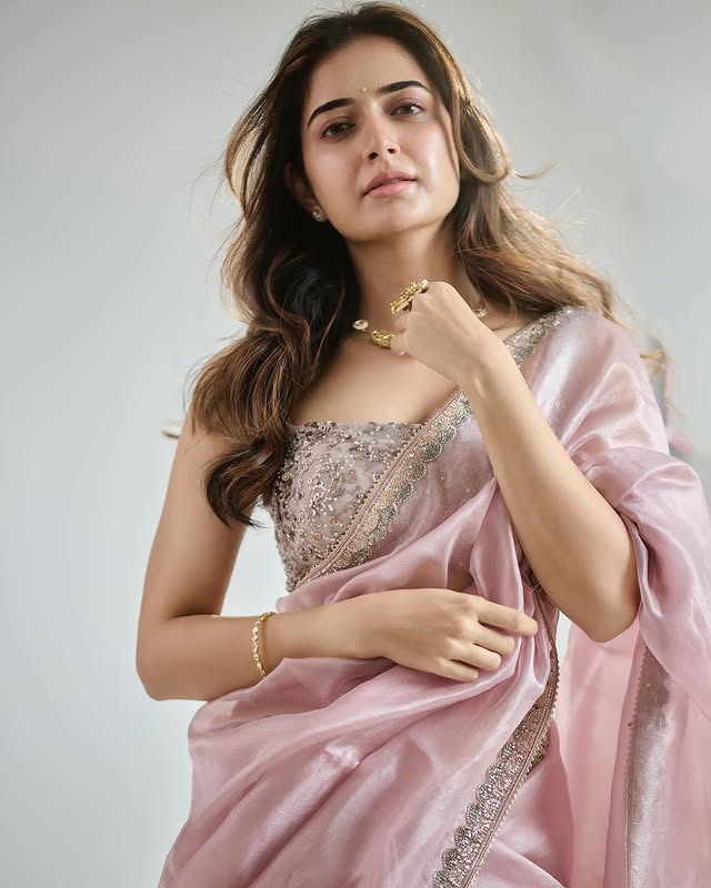 Ashika Ranganath (Source /Instagram) Ashika Ranganath Photo Gallery