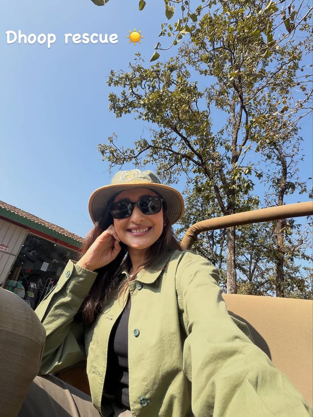Pragya Jaiswal Photo Gallery