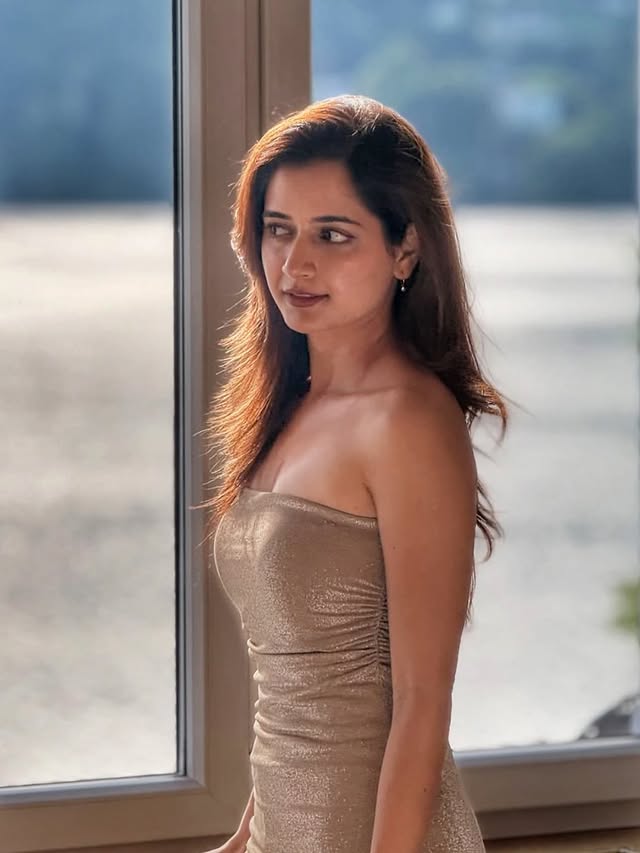 Ashika Ranganath Photo Gallery