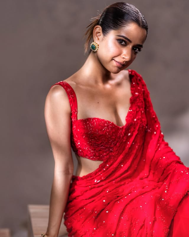 Ashika Ranganath Photo Gallery
