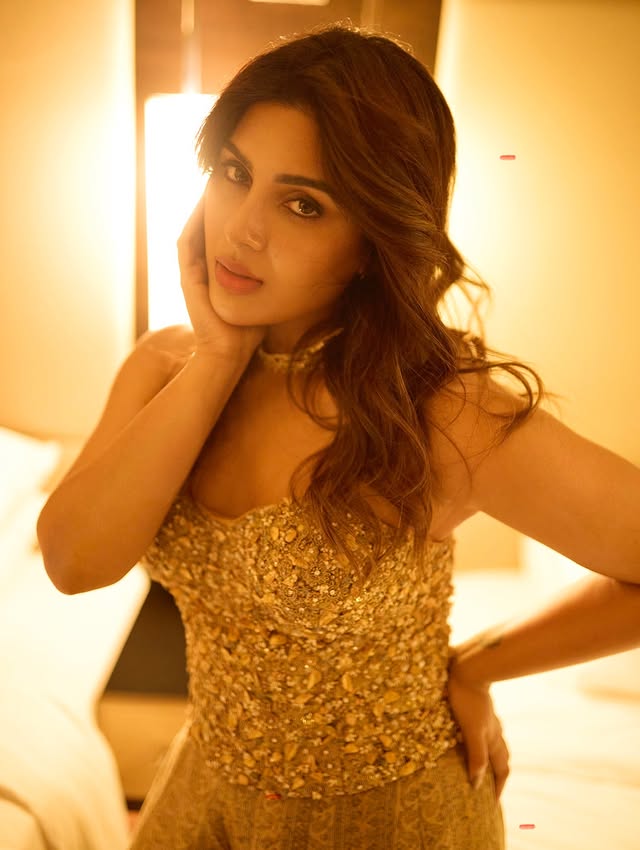 Samyukta Menon ( Source/ Instagram) Samyukta Menon photo Gallery