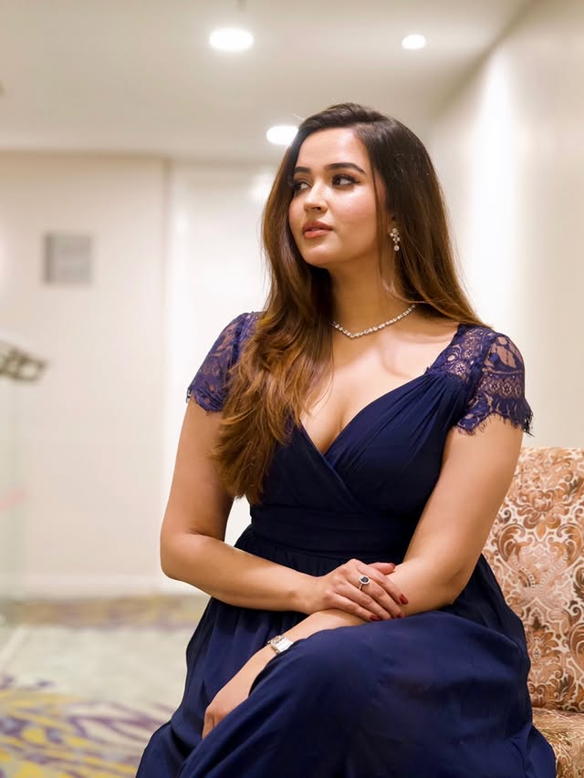 Poojitha Ponnada photo Gallery