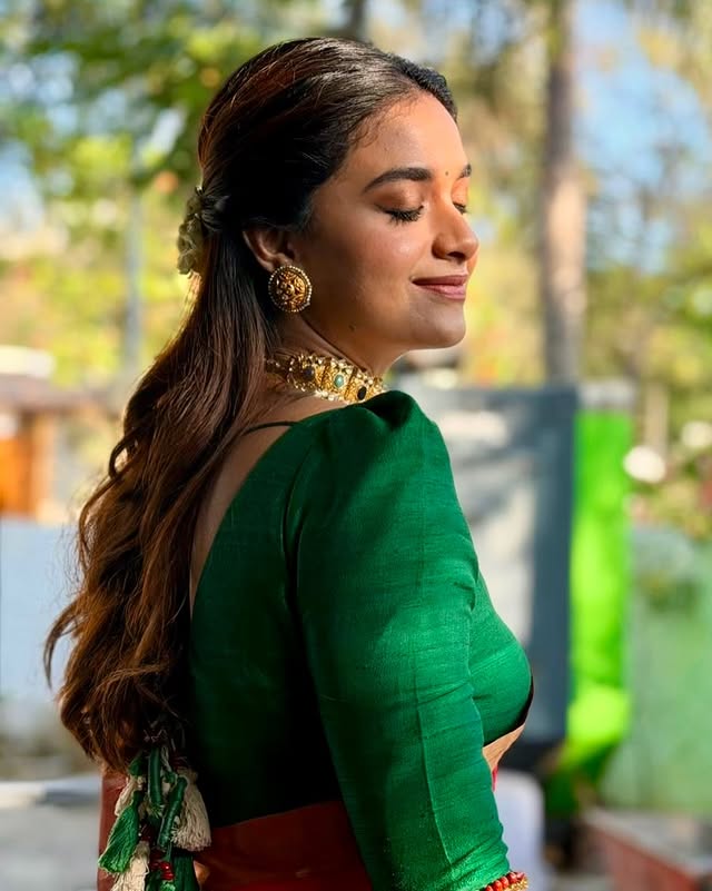 Keerthi Suresh photo Gallery
