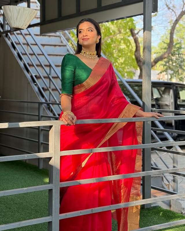 Keerthi Suresh photo Gallery