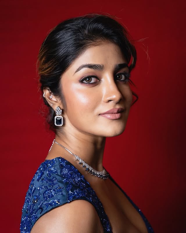 Dimple Hayathi Photo Gallery
