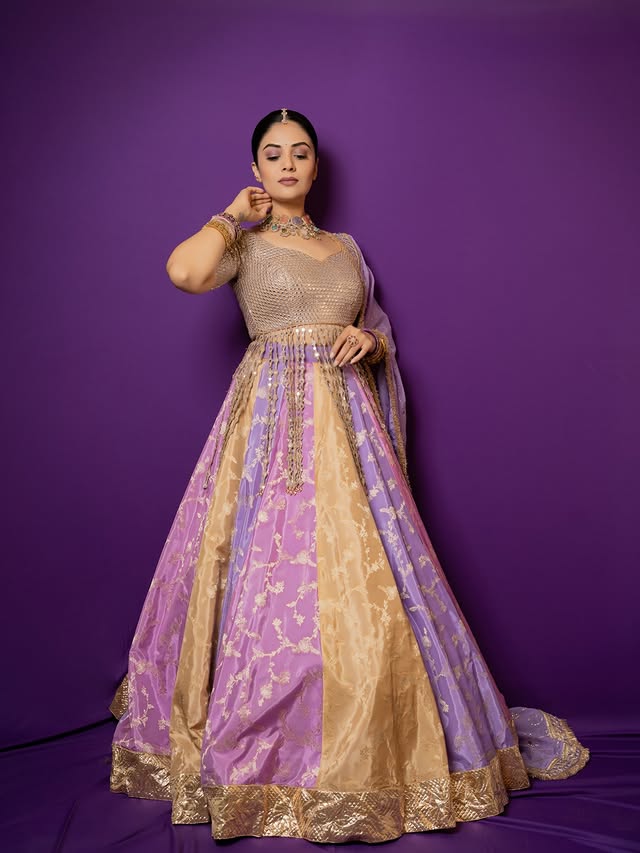 Sreemukhi (Source /Instagram) Sreemukhi Photo Gallery