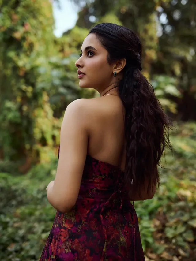 Priyanka Mohan Photo Gallery