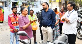 RV Karnan: శానిటేషన్ పనులను ఆకస్మికంగా తనిఖీ చేసిన కమిషనర్ కర్ణన్