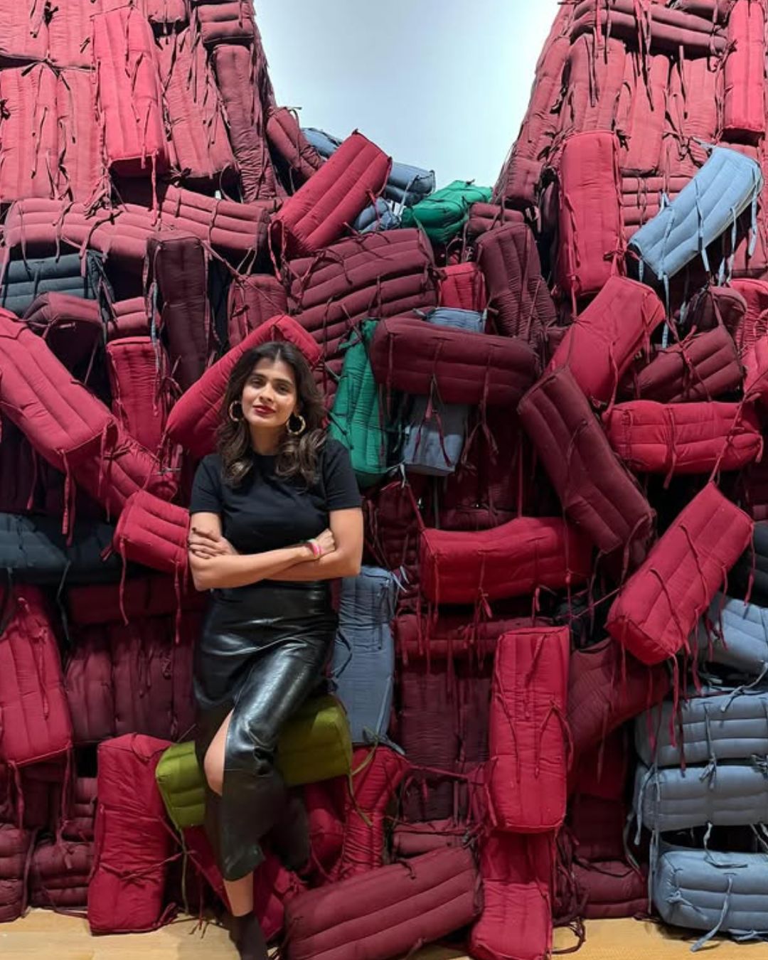 Hebah Patel : వేకేషన్ లో ఫ్రెండ్స్ తో చిల్ అవుతున్న హెబ్బా.. పిక్స్ అదుర్స్..