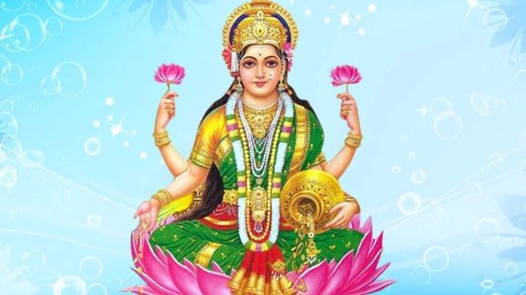 Lakshmi Devi: ఈ 6 లక్షణాలు ఉన్న ఇంటికి.. లక్ష్మీదేవి నడిచి వస్తుంది తెలుసా ?