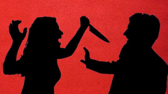 Wife Kills Husband: టీవీ సౌండ్‌ తగ్గించాలన్నందుకు.. భర్తను కత్తితో పొడిచి చంపిన భార్య!
