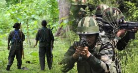 Maoists Encounter: ఛత్తీస్‌గఢ్‌లో భారీ ఎన్‌కౌంటర్.. 9 మంది మావోలు హతం