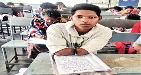 AP News: వైకల్యాన్ని ఓడించిన సంకల్పం.. కార్తీక్ స్ఫూర్తిగాథ.. మేటరేంటంటే!