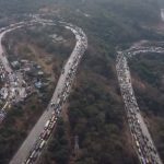 Traffic Jam: ముంబై-పూణే ఎక్స్‌ప్రెస్‌వేపై ఆగని ట్రాఫిక్ నరకం.. 40 గంటలుగా నిలిచిపోయిన వాహనాలు!