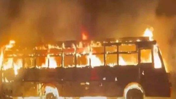 Bus Fire: ఘోర ప్రమాదం.. ఆర్టీసీ బస్సులో మంటలు.. స్పాట్‌లో 29 మంది