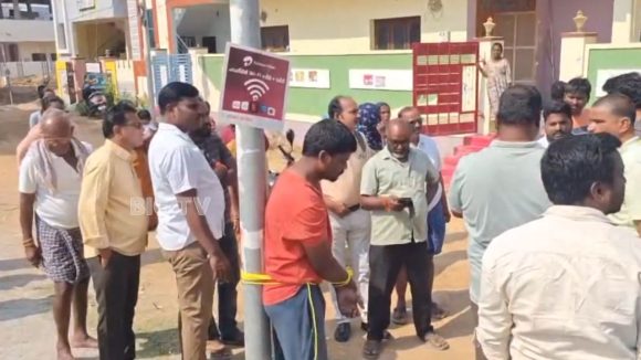 Suryapet District: దారుణం.. ప్రేమించిన యువతి దూరం పెడుతోందని సుత్తితో యువకుడి దాడి, చివ‌రికి..