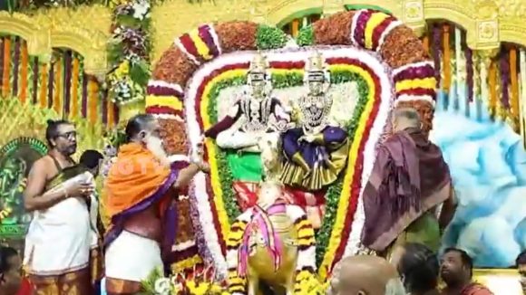 Srisailam Temple: శ్రీశైల క్షేత్రంలో శివనామస్మరణ.. భక్తులకు మయూర వాహనాదీశుడై దర్శనమిచ్చిన మల్లికార్జున స్వామి