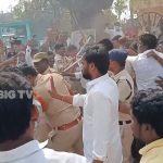 High Tension at Thorrur: తొర్రూరులో రాజకీయ సెగ.. మున్సిపల్ కార్యాలయం వద్ద కాంగ్రెస్, బీఆర్ఎస్ శ్రేణుల రణరంగం!