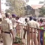 Jangaon: ట్విస్ట్‌ల మీద ట్విస్ట్‌లు.. జనగామ చైర్మన్ పీఠంపై ఉత్కంఠ.. ఎన్నిక వాయిదా వేయాలని ఎంపీ పట్టు!