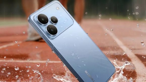 Realme Price Hike: కస్టమర్స్‌కు గట్టిగా షాకిచ్చిన రియల్‌మి.. రెండు కొత్త ఫోన్స్ ధరలు పెంపు