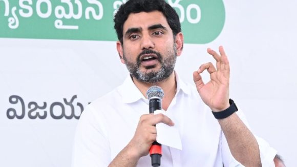 Nara Lokesh: జగన్ వస్తానంటే టికెట్ నేనే కొంటా.. టీ20 వరల్డ్ కప్ మ్యాచుపై లోకేశ్ సెటైర్లు..
