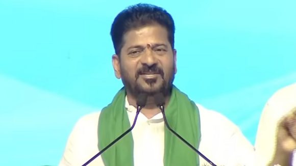 Revanth Reddy: కేసీఆర్ జాతిపిత కాదు.. ఫోన్లు వినే సన్నాసి.. రేవంత్ రెడ్డి సంచలన వ్యాఖ్యలు