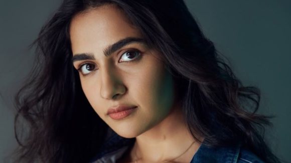 Rukmini Vasanth: రష్మికను ఫాలో అవుతున్న రుక్మిణి.. విమర్శలు తప్పవా?