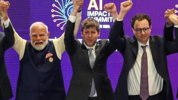 Sam Altman vs Dario Amodei: ఏఐ బాసుల మధ్య కోల్డ్ వార్.. ఇండియా ఏఐ సమ్మిట్‌లో ఆసక్తికర దృశ్యం