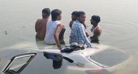 Jangaon Car Accident: కారుతో సహా నీటి అడుగున విగతజీవిగా పవన్.. జనగామ జిల్లాలో విషాద ఛాయలు