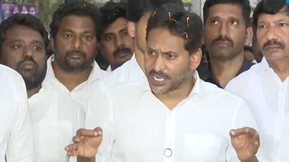 YS Jagan Mohan Reddy: చంద్రబాబు అబద్ధాలకు ‘సీబీఐ’ చెక్.. లడ్డూలో కల్తీ జరగలేదని తేలిపోయిందా?