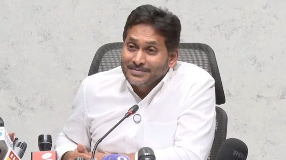 YS Jagan Mohan Reddy:మోసానికి షర్టు ప్యాంటు వేస్తే అది చంద్రబాబే.. జగన్ సంచలన వ్యాఖ్యలు!
