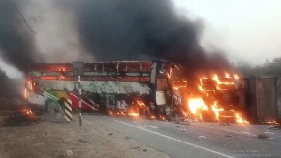 Markapuram Accident: ప్రమాదానికి గురైన ట్రావెల్ బస్సు.. 20 మంది సజీవ దహనం, మార్కాపురం జిల్లాలో ఘోర ప్రమాదం