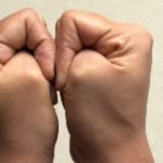 Mohini Mudra:ఆత్మవిశ్వాసం పాతాళంలో ఉందా? మోహిని ముద్రతో శిఖరానికి చేరండి!