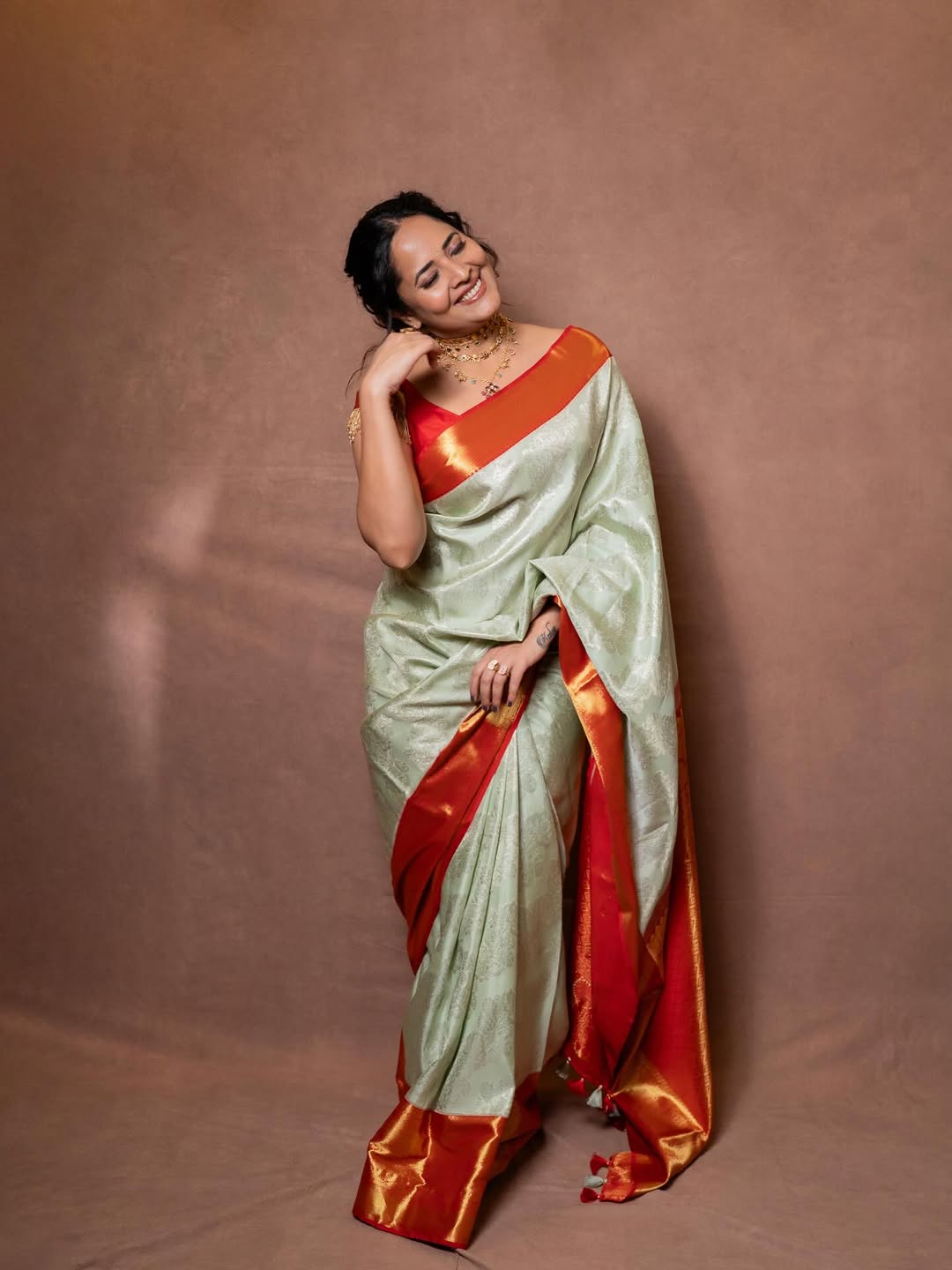 Anasuya Bharadwaj (Image Credit: Instagram) Actress Anasuya Bharadwaj photo gallery
