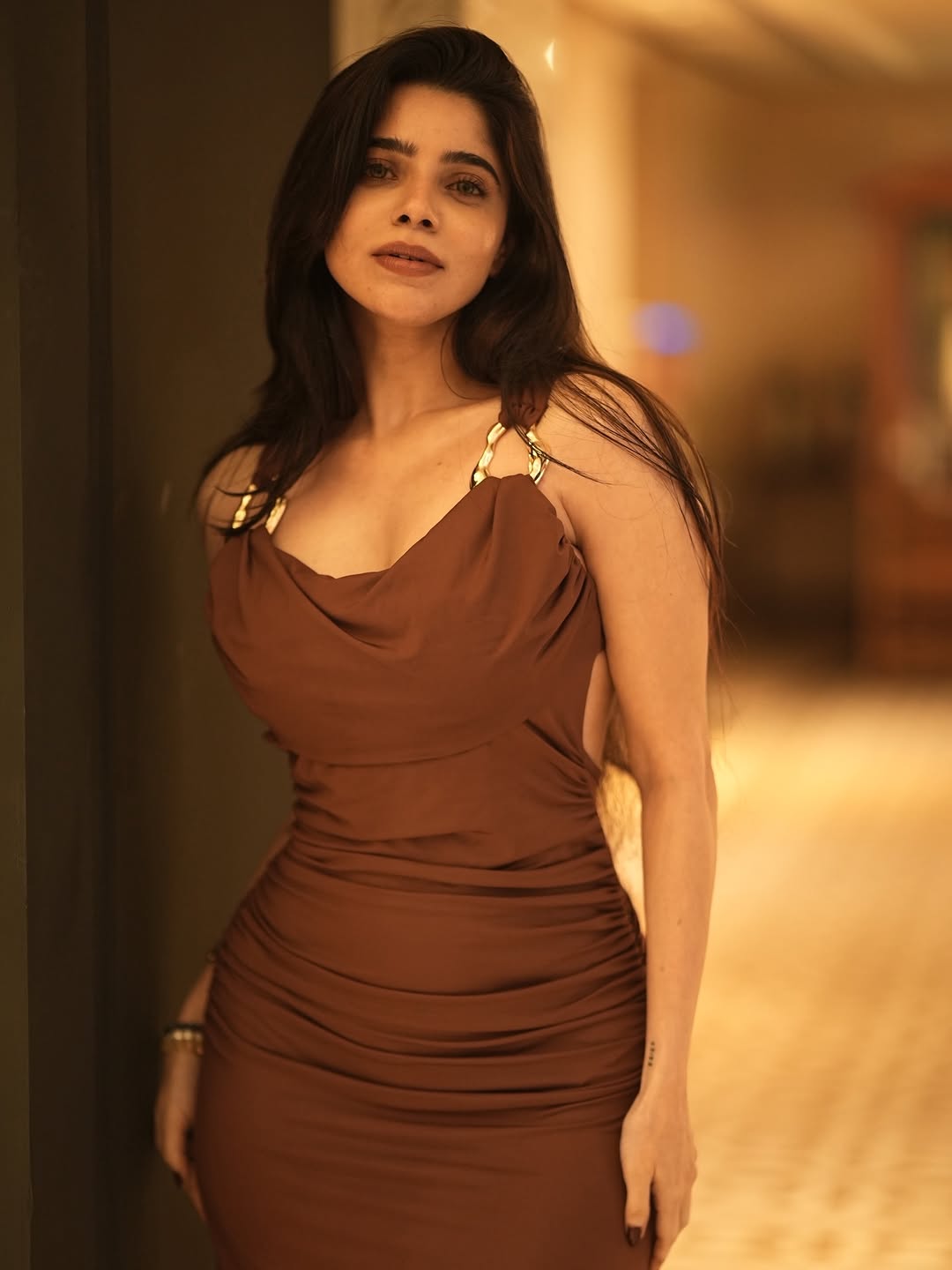 Actress Divya Bharathi Photo Gallery
