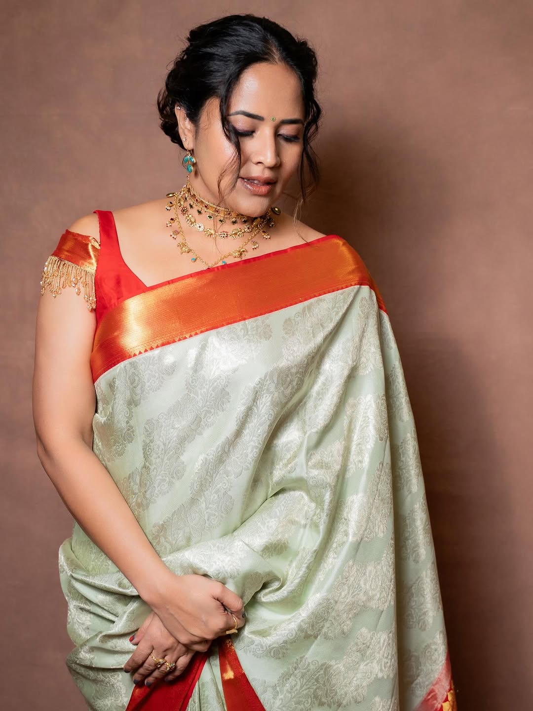 Anasuya Bharadwaj (Image Credit: Instagram) Actress Anasuya Bharadwaj photo gallery