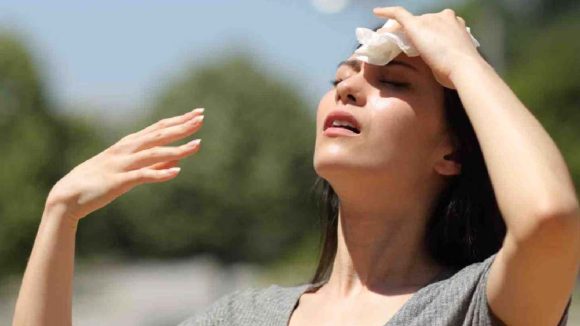 Tips For Body Heat: శరీరంలో వేడి సెగలు పుడుతున్నాయా? 5 నిమిషాల్లో బాడీ హీట్ తగ్గించే మ్యాజిక్ టిప్స్!