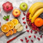 Fruits: రాత్రి పూట ఈ పండ్లు తింటున్నారా? అయితే ప్రమాదంలో పడ్డట్టే!