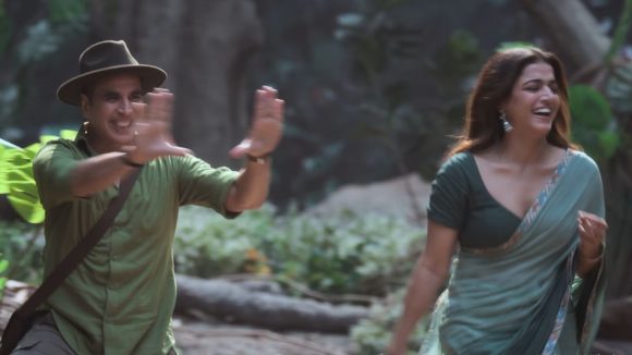 Akshay Kumar: కూతురు వయసున్న అమ్మాయితో రొమాన్స్ కి సిద్ధమైన అక్షయ్ కుమార్.. అక్కడ ప్రశ్నించలేదే అంటూ?