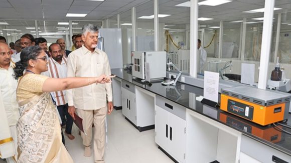 CM Chandrababu: తిరుమలలో రూ.25 కోట్లతో.. అద్భుతమైన హై-టెక్ ఫుడ్ ల్యాబ్‌ను ప్రారంభించిన సీఎం చంద్రబాబు