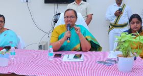 AC Placement Tips: ఏసీ కూలింగ్ రావట్లేదా? వాస్తు లేదనుకుంటా.. ఈ విషయాలు పక్కా తెలుసుకోండి!