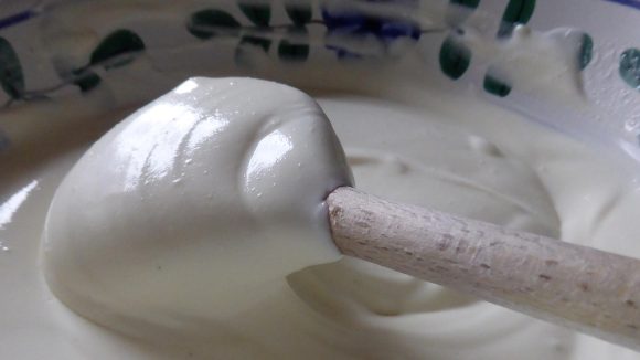 Curd Facepack: పెరుగుతో ఇలా హెయిర్ ప్యాక్ వేసుకుంటే బ్యూటీ పార్లర్‌కు వెళ్లాల్సిన అవసరం లేదు
