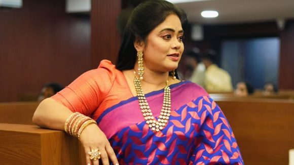Film industry: ఘోర రోడ్డు ప్రమాదంలో ప్రముఖ నటి.. డ్రైవర్ మృతి!