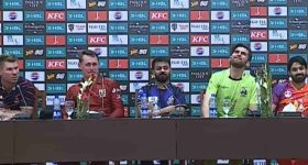 David Warner: మీరంతా స్కూల్ కు వెళ్లే పిల్ల బచ్చాలురా..మీడియా ముందే పాక్ క్రికెట‌ర్ల ప‌రువు తీసిన వార్న‌ర్